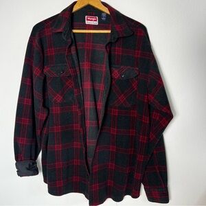 Wrangler Buffalo Plaid Fleece Your Grandpa’s Flannel Button Down